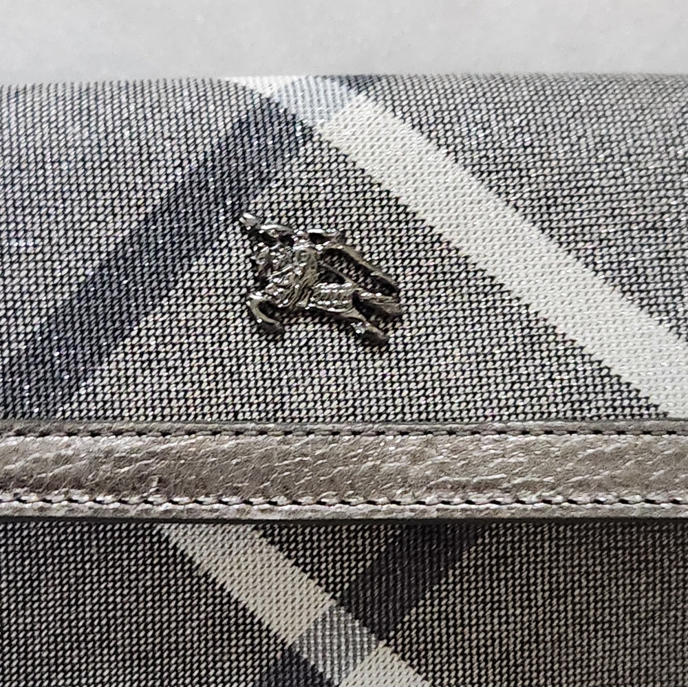 Burberry Pewter Mini Clutch Pochette Bag Purse Clutch π - Picture 9 of 9